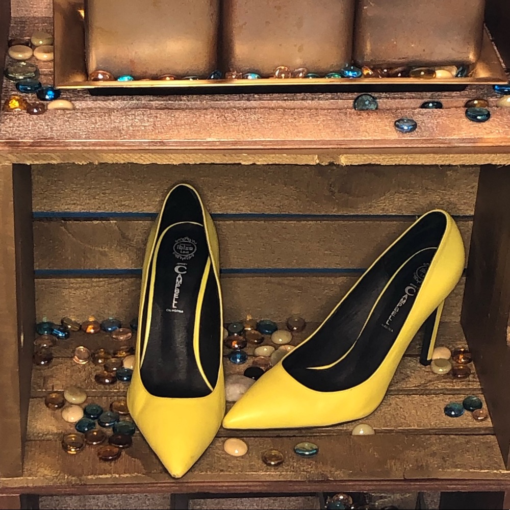 Yellow Jeffery Campbell Pump